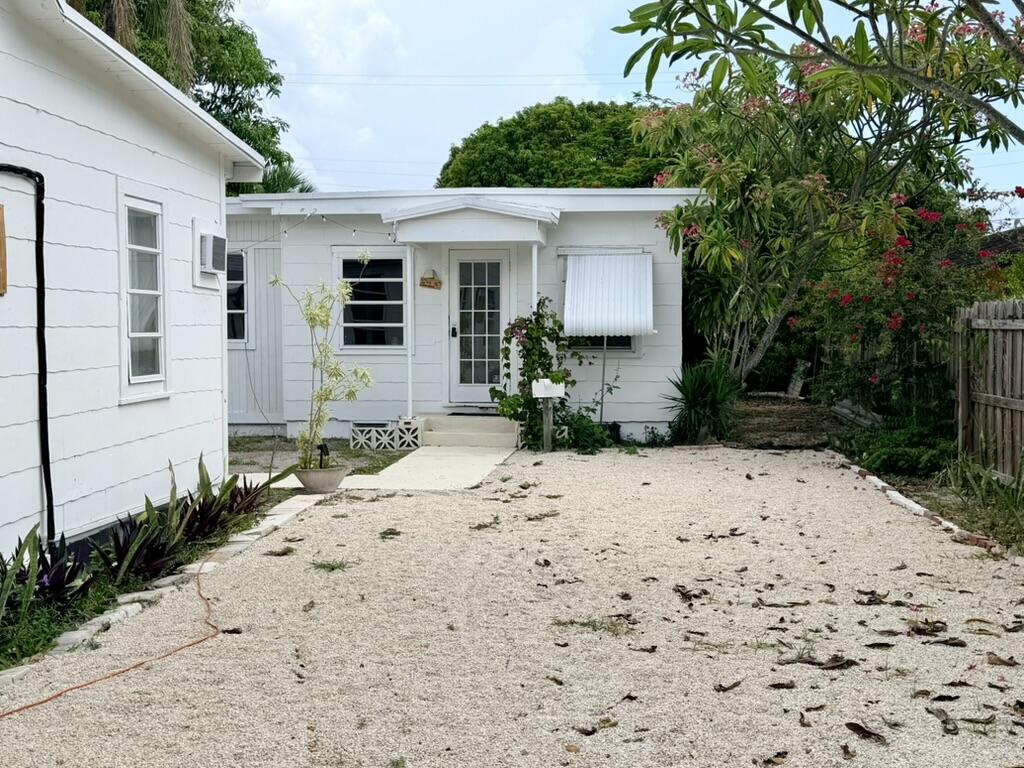 1124 18th Avenue N 1, Lake Worth Beach, FL 33460, Lake Worth Beach