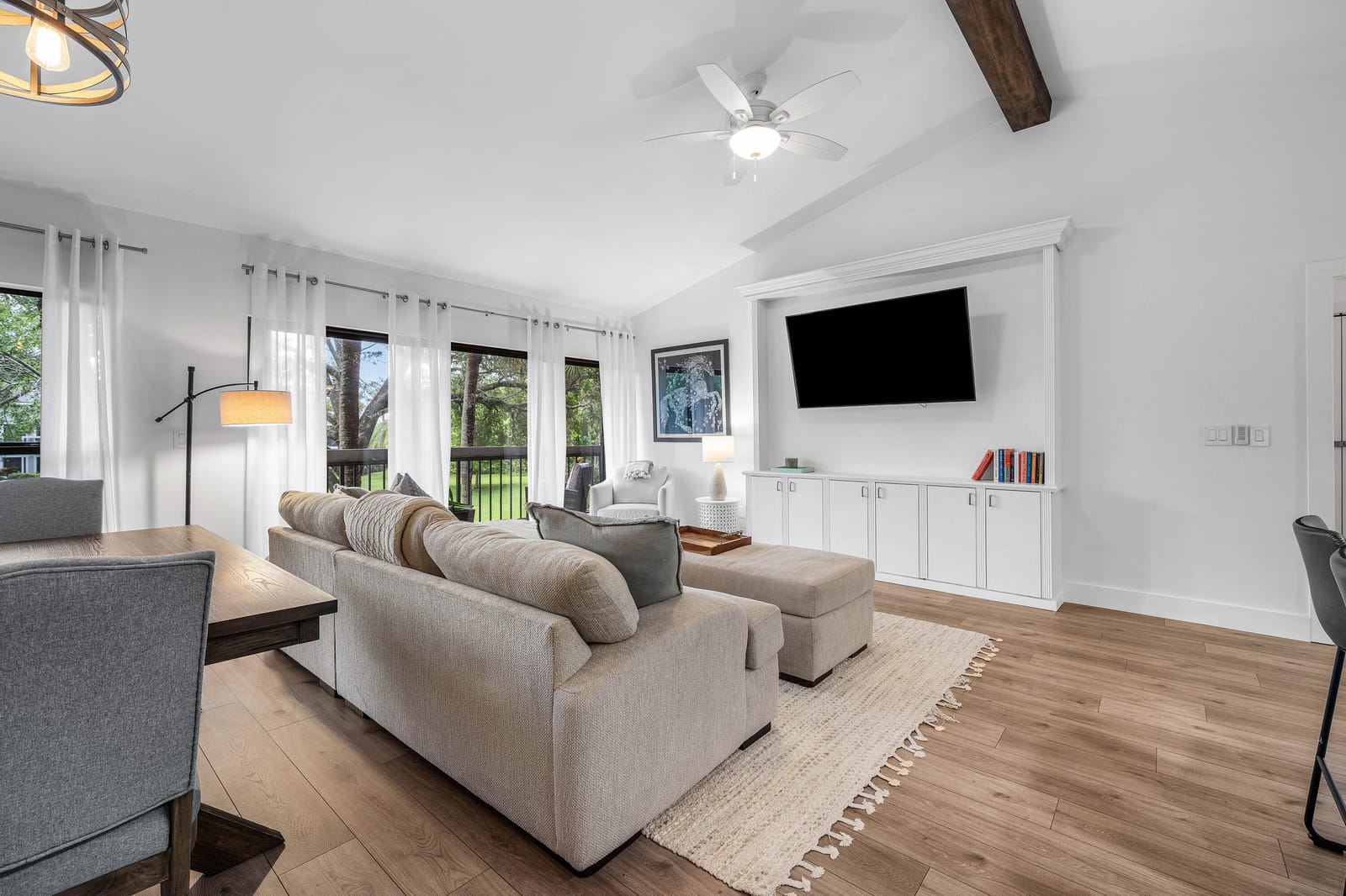 11863 Wimbledon Circle 504 — photo 8