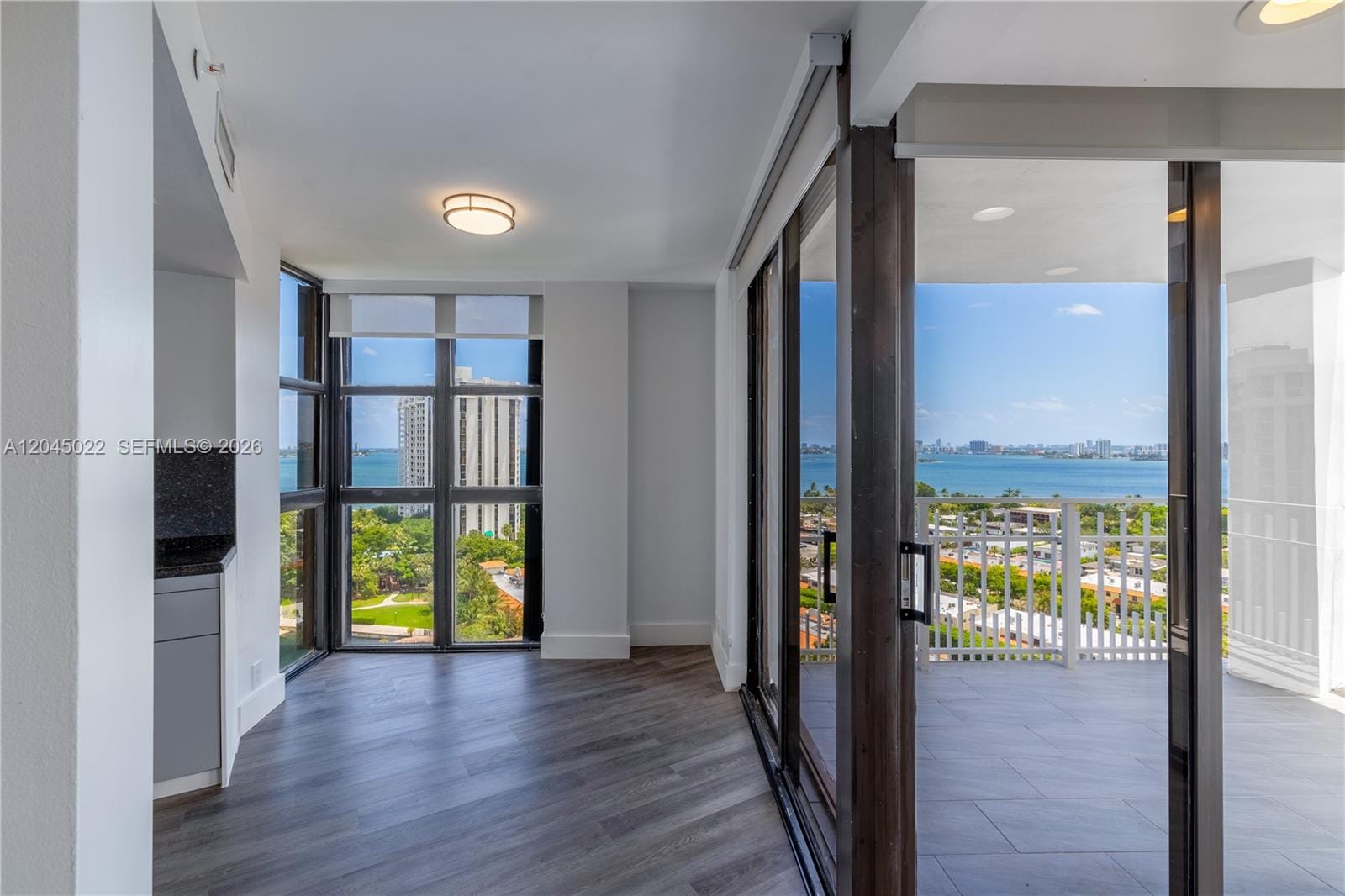 1000 Quayside Terrace 1702, Miami, FL 33138 photo 2