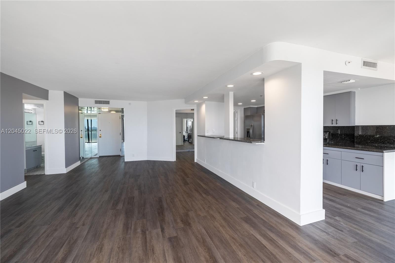 1000 Quayside Terrace 1702, Miami, FL 33138 photo 12