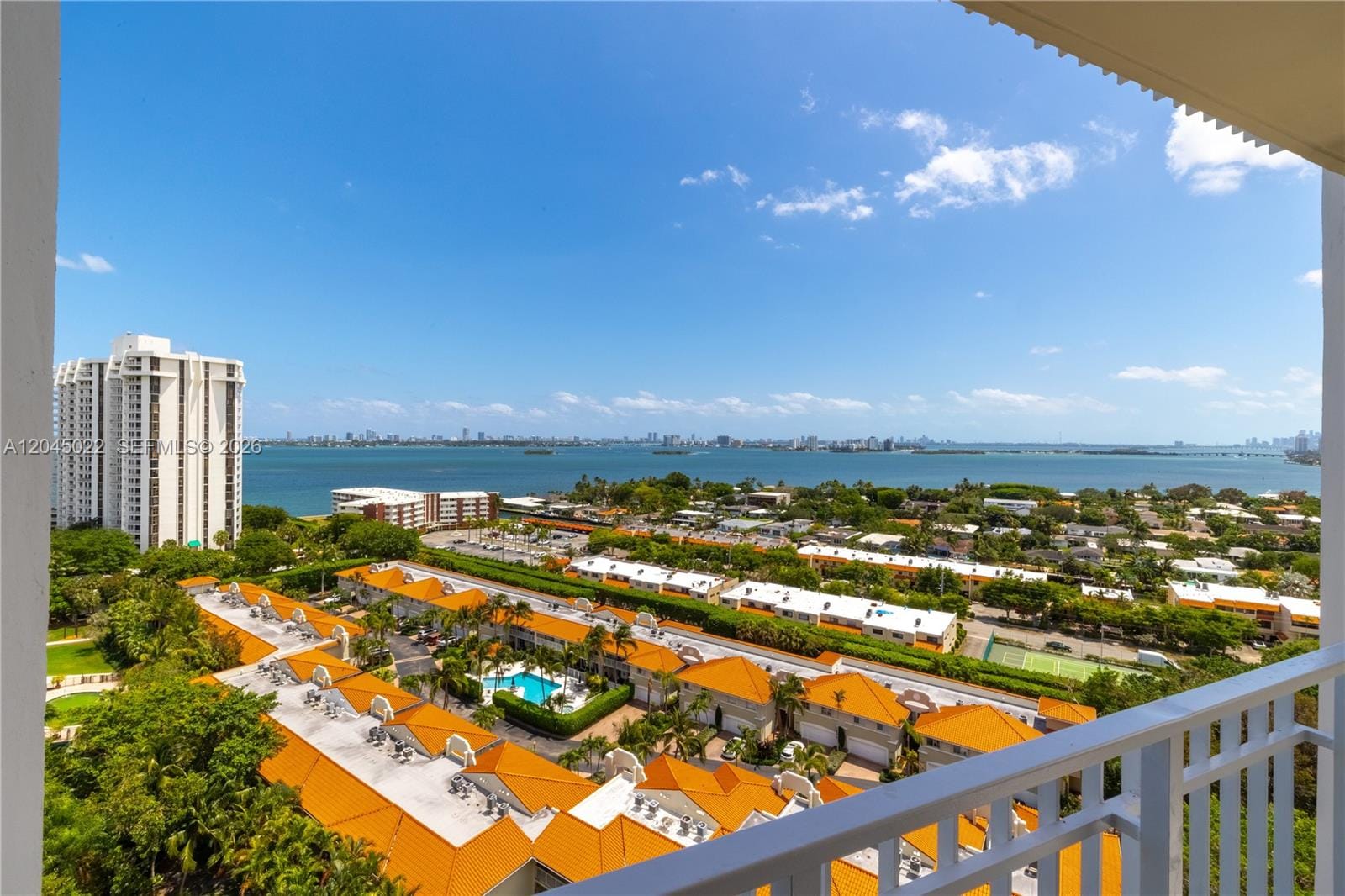 1000 Quayside Terrace 1702, Miami, FL 33138 photo 23