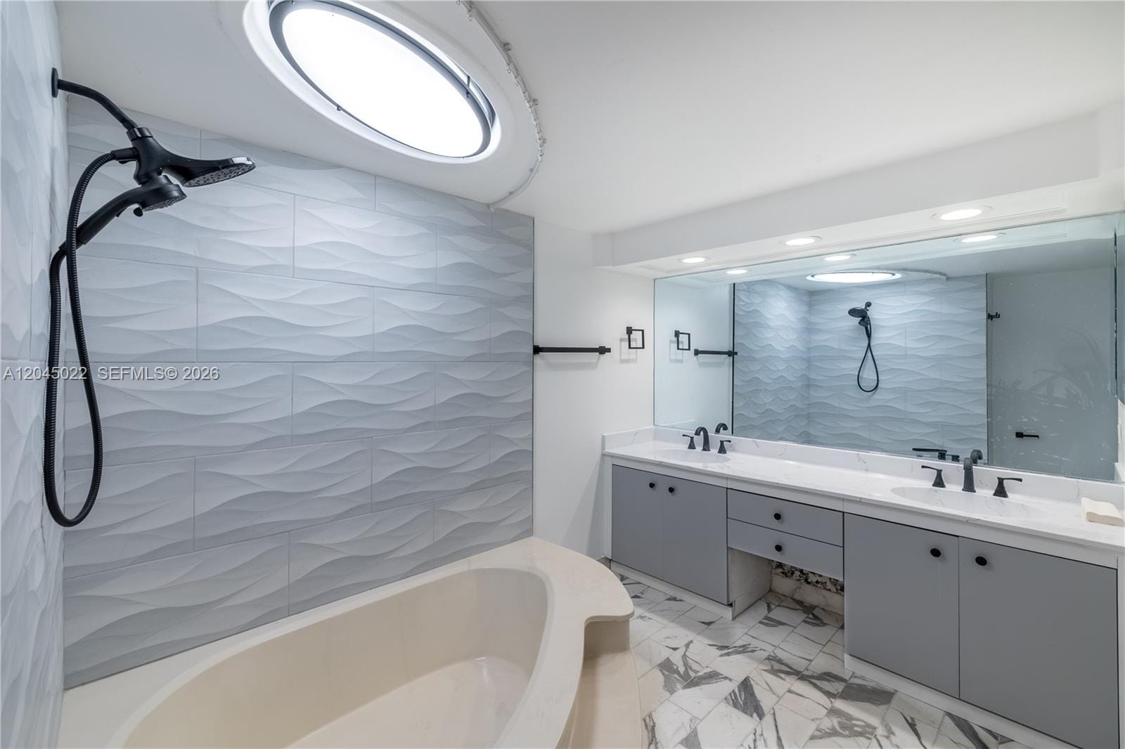 1000 Quayside Terrace 1702, Miami, FL 33138 photo 7