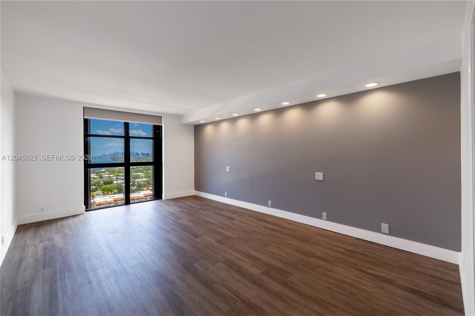 1000 Quayside Terrace 1702, Miami, FL 33138 photo 9