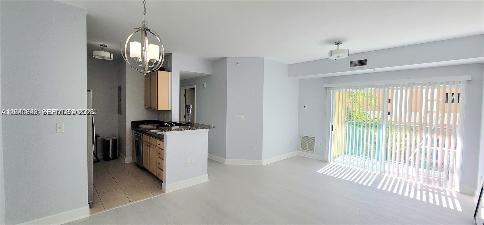 6001 SW 70th Street 215, South Miami, FL 33143, South Miami