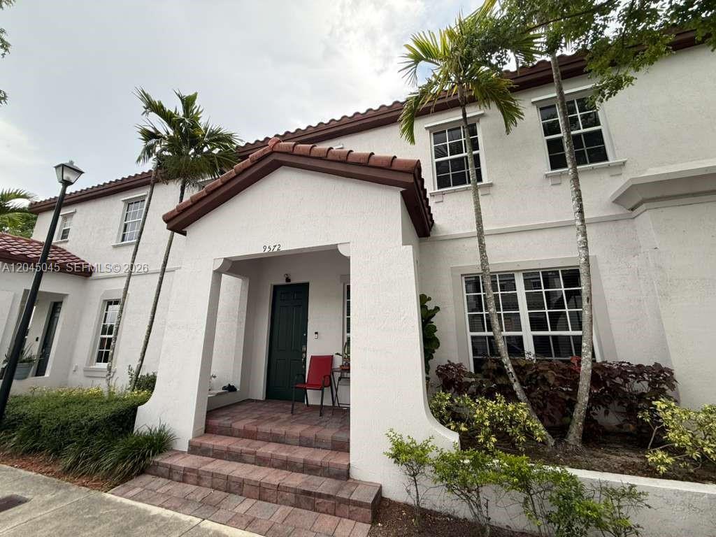 9572 SW 169th Place Main House, Miami, FL 33196, Miami