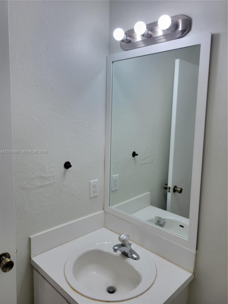 618 SW 106 Avenue 1511 — photo 12