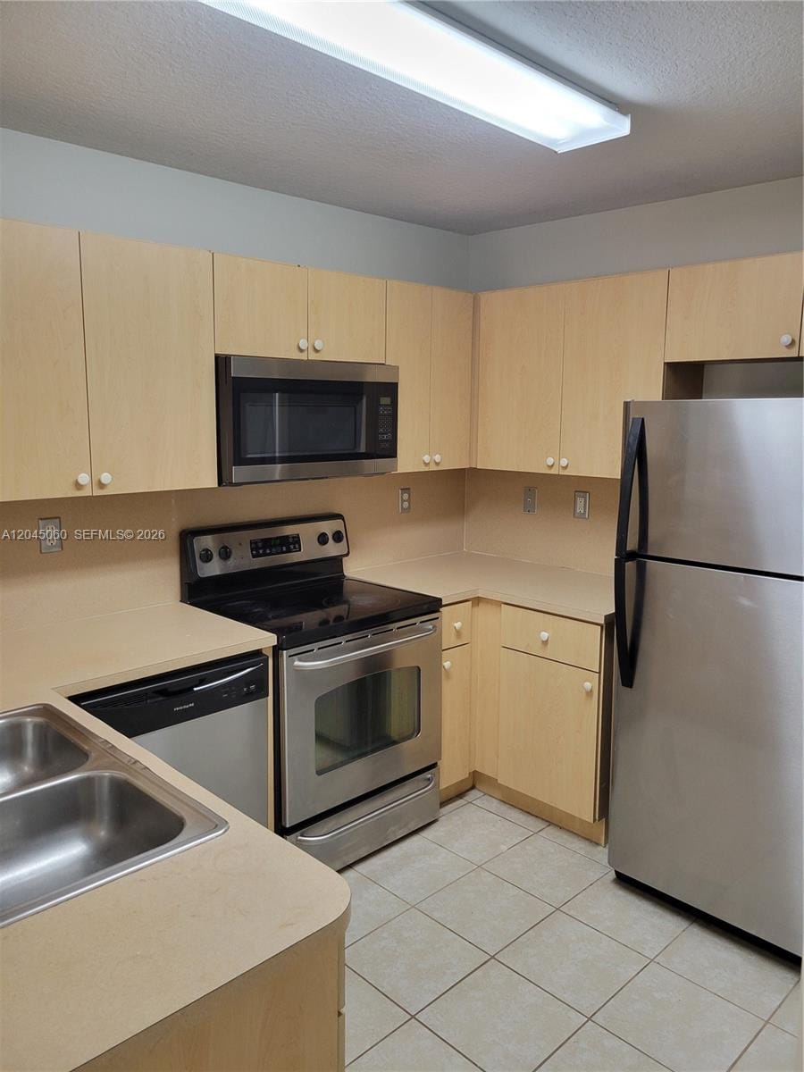 618 SW 106 Avenue 1511 — photo 5