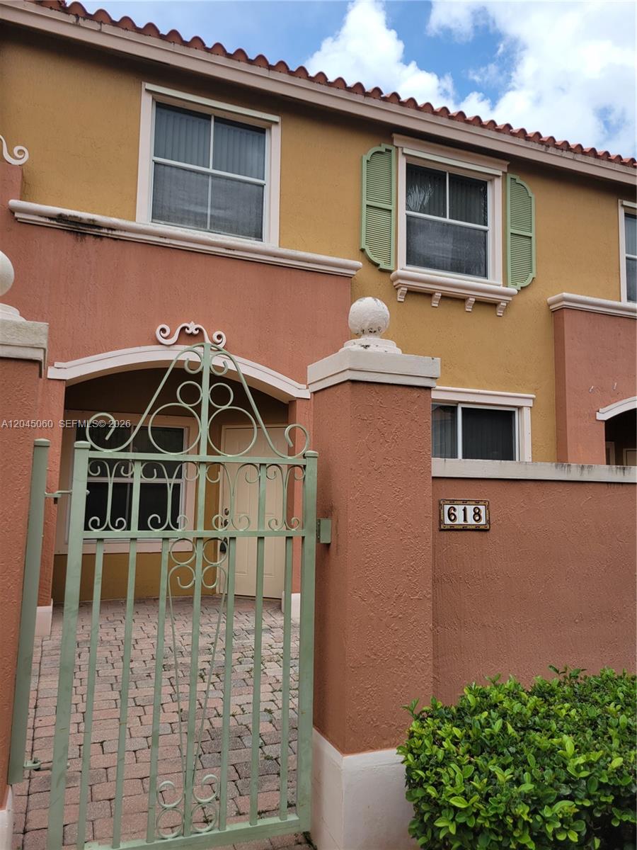 618 SW 106 Avenue 1511, Pembroke Pines, FL 33025, Pembroke Pines