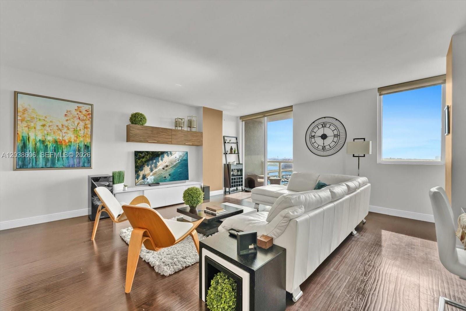 244 Biscayne Boulevard 1803 — photo 2