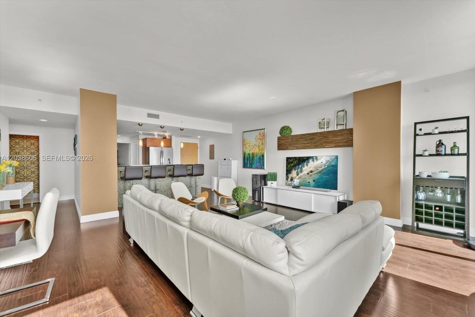 244 Biscayne Boulevard 1803 — photo 7
