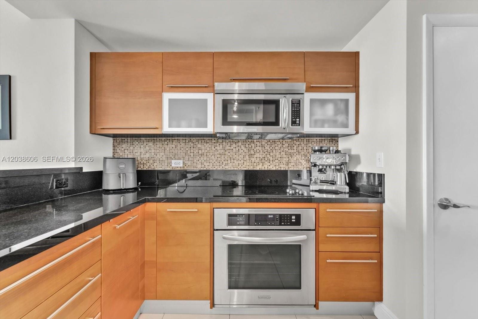 244 Biscayne Boulevard 1803 — photo 8