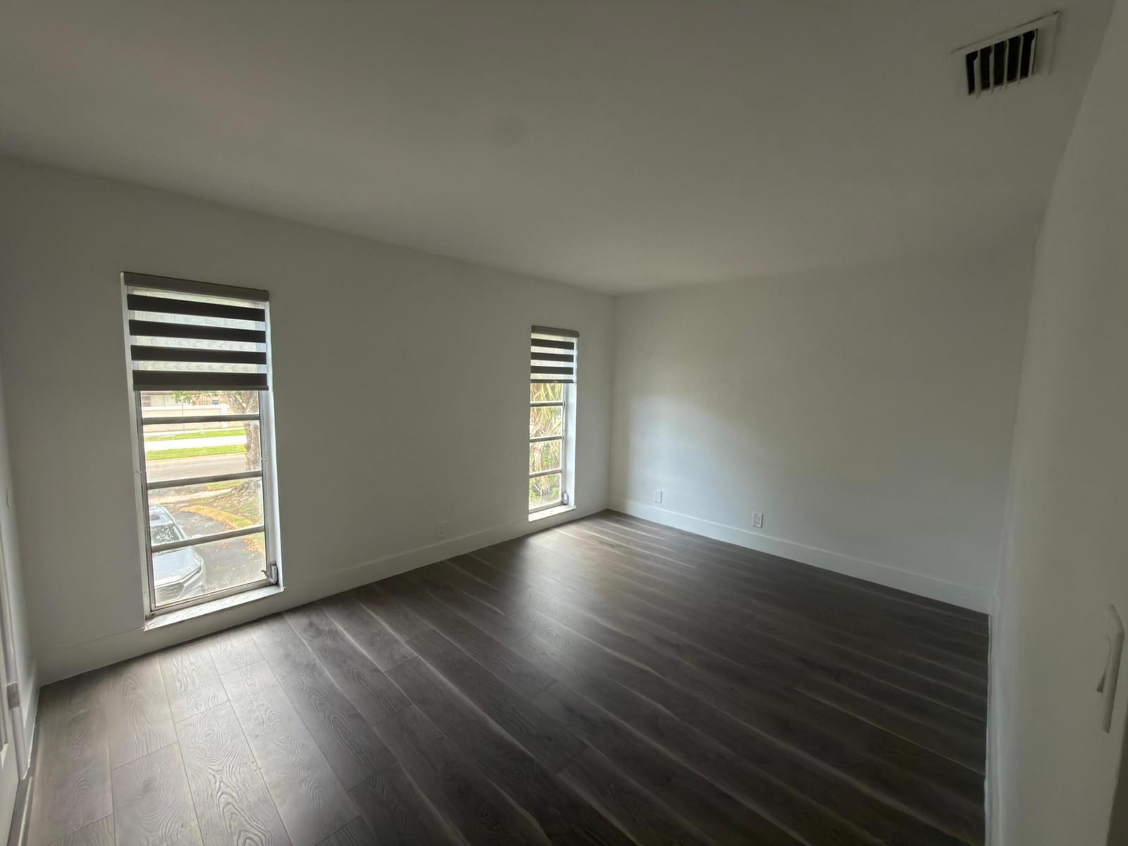 6583 Boulevard Of Champions, North Lauderdale, FL 33068 photo 16