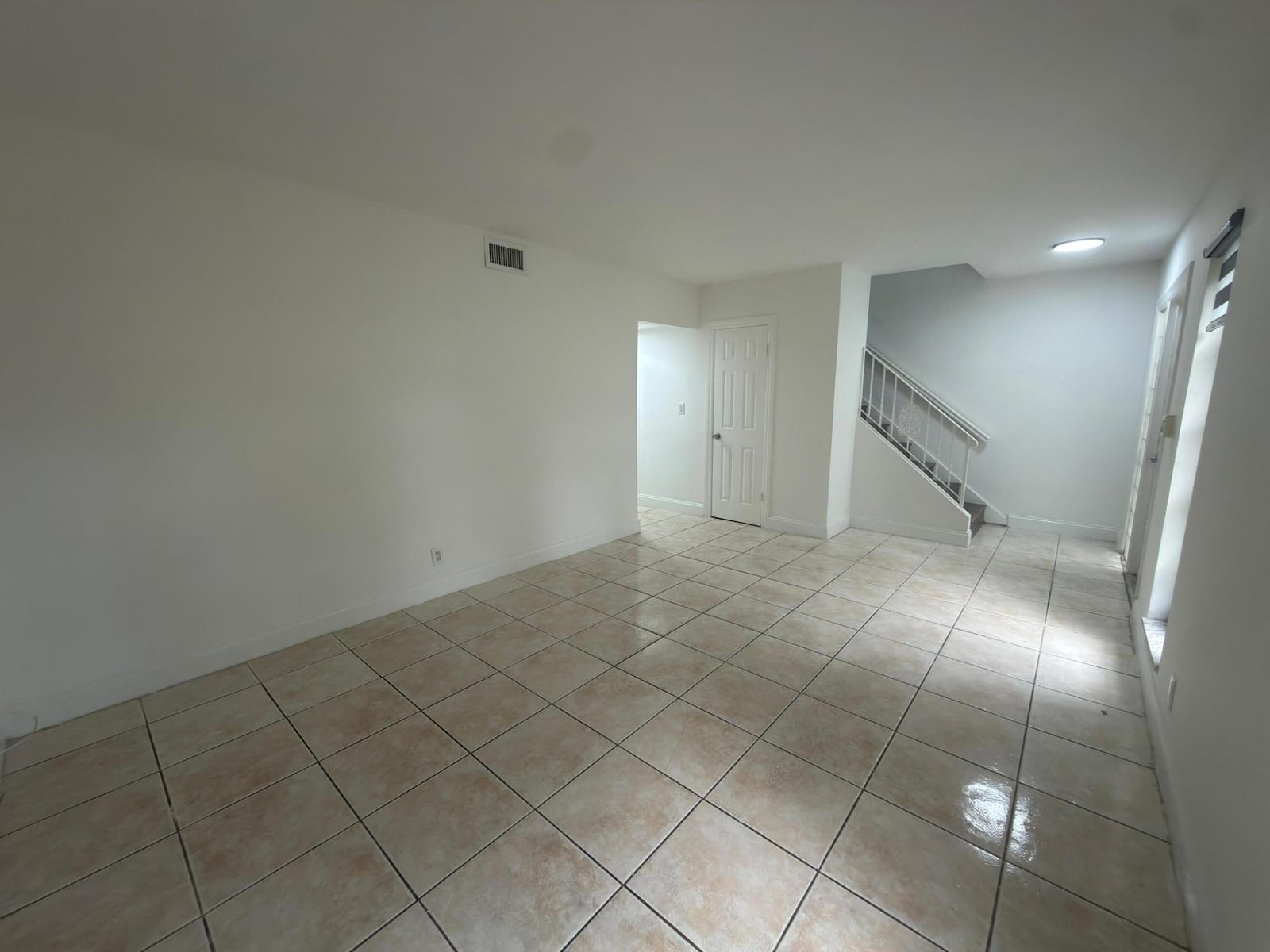 6583 Boulevard Of Champions — photo 5