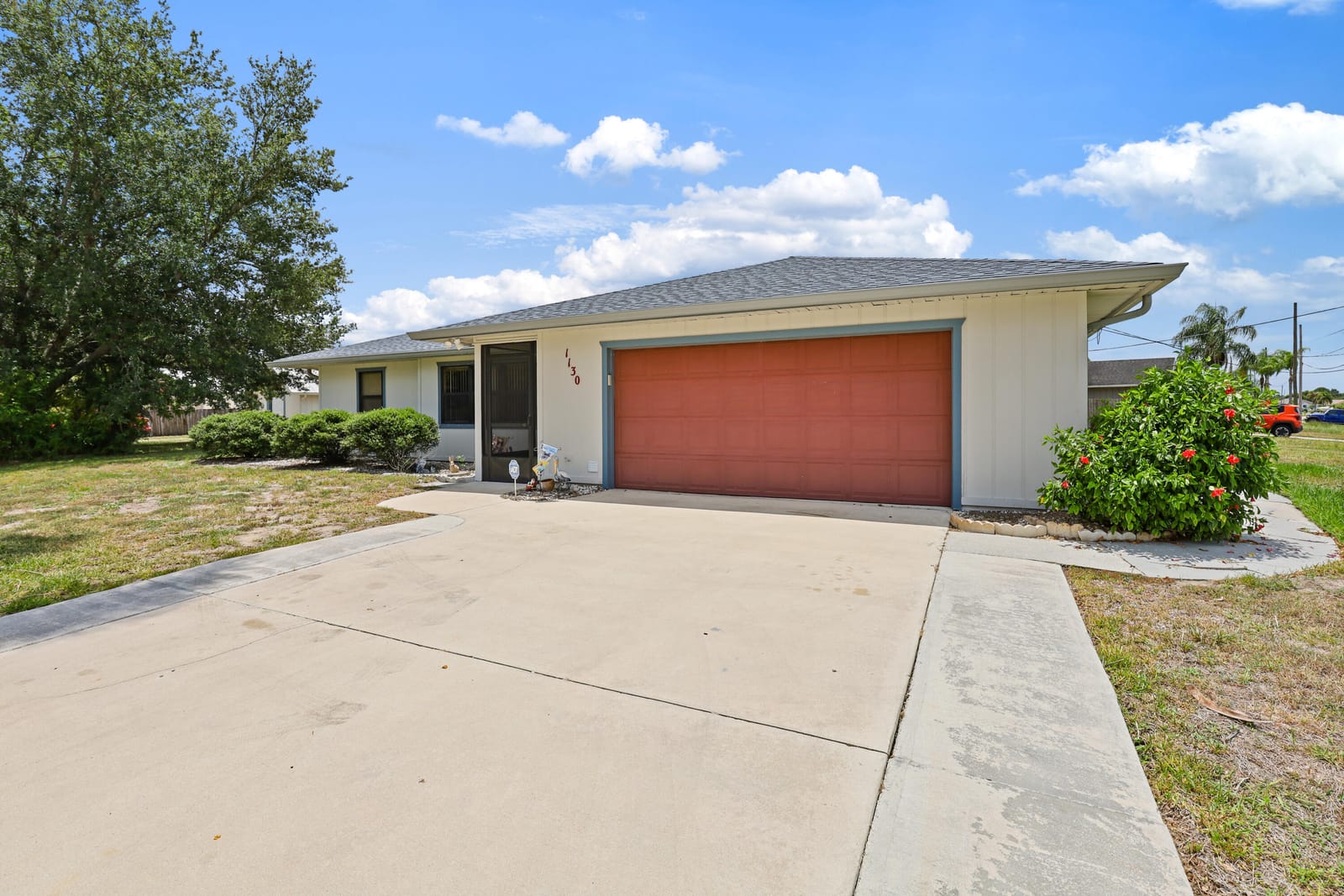 1130 SW Alcantarra Boulevard — photo 4