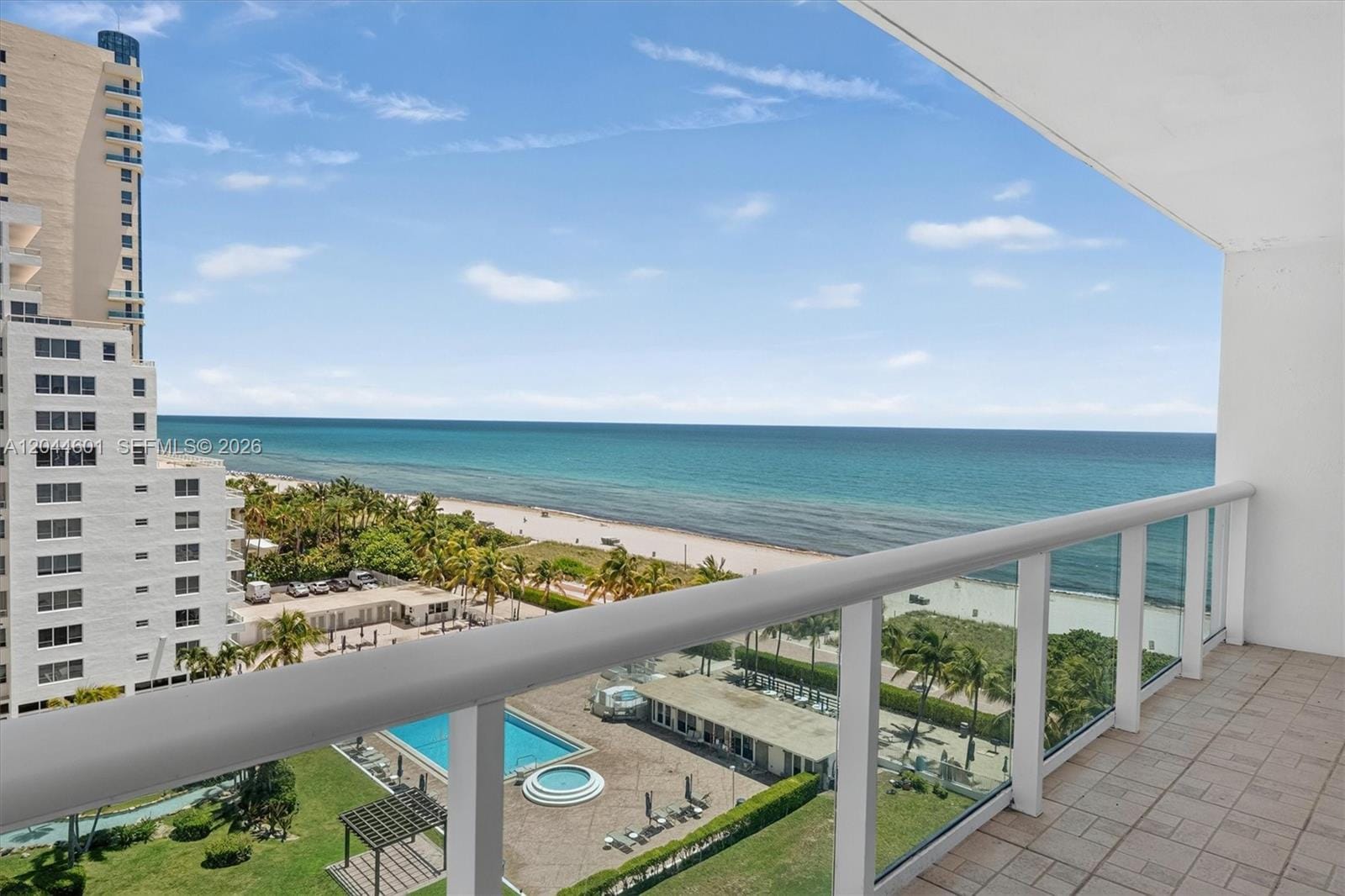 5001 Collins Avenue 9H — photo 1