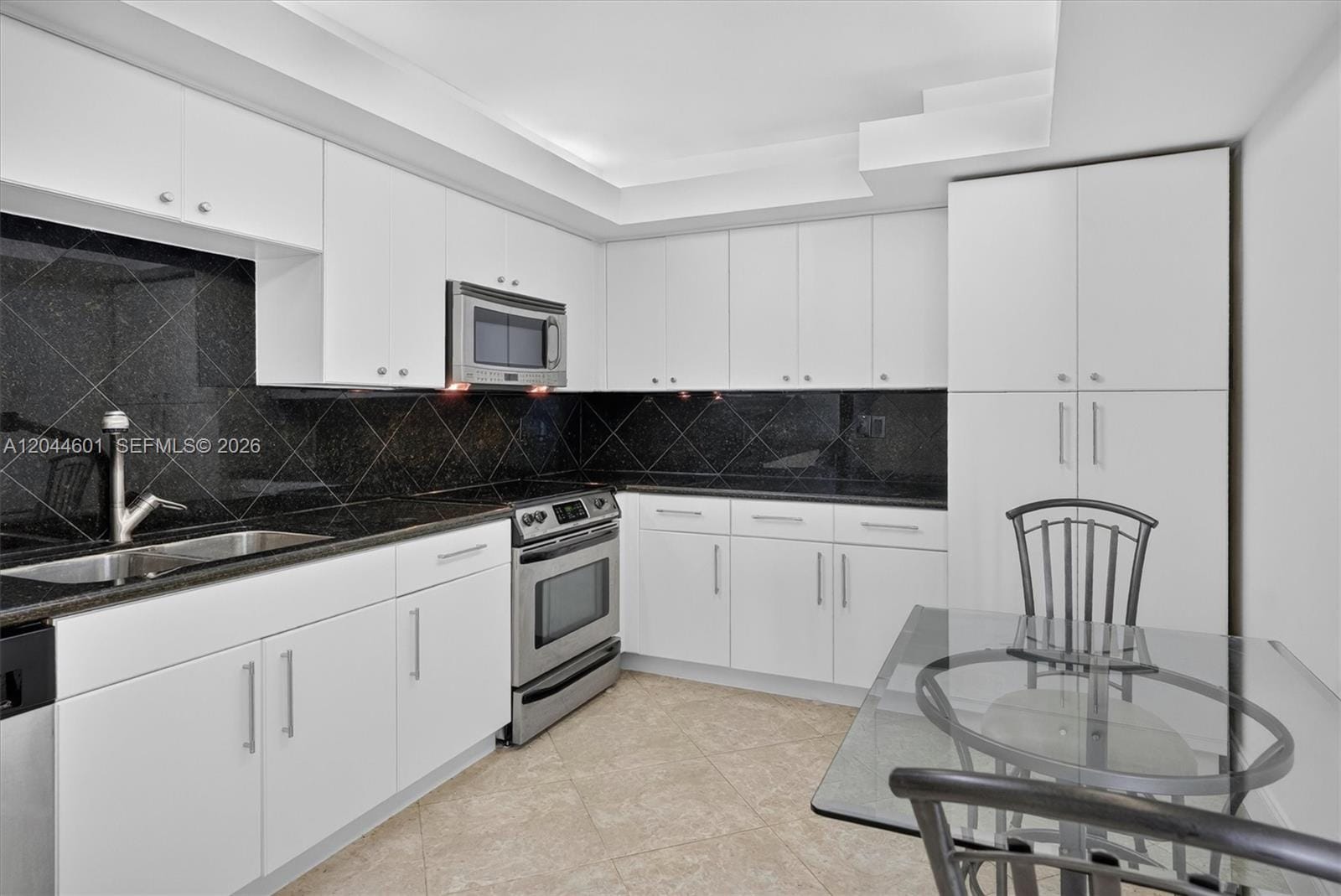 5001 Collins Avenue 9H — photo 4