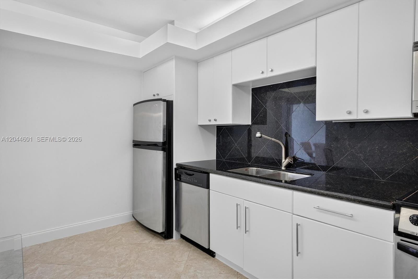5001 Collins Avenue 9H — photo 5