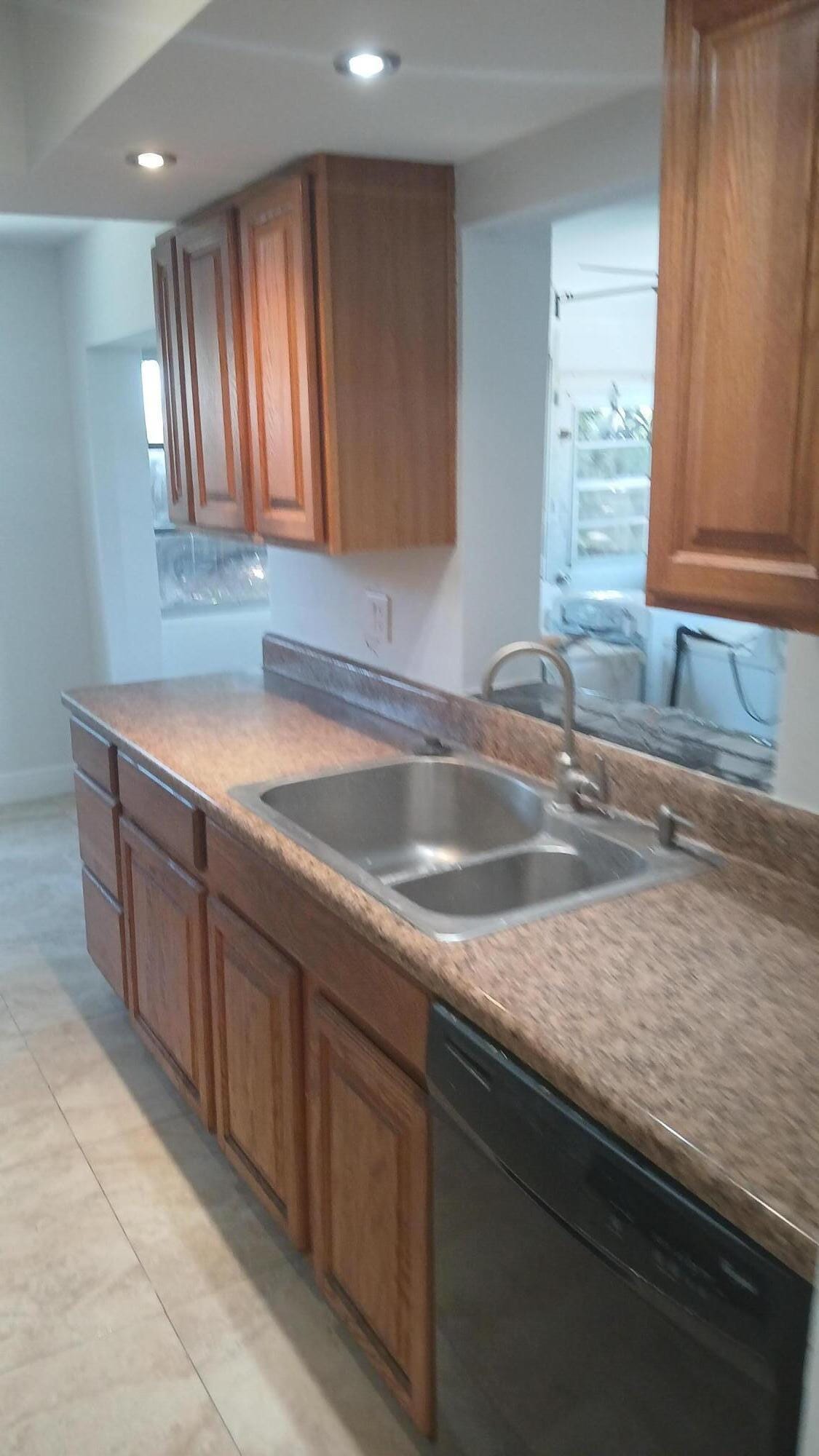 6231 SW 9th Place, North Lauderdale, FL 33068 photo 3