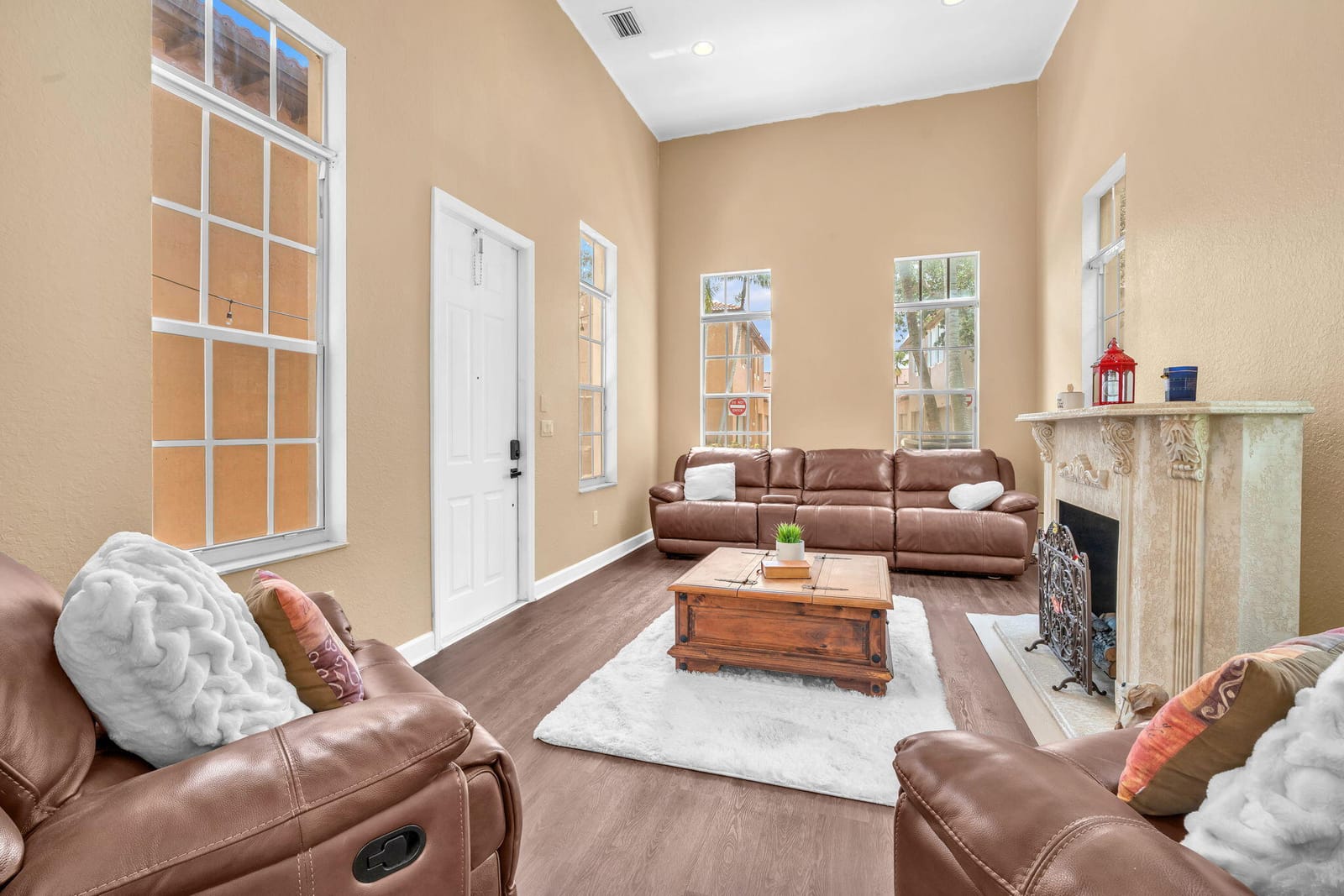 516 SW 147th Terrace, Pembroke Pines, FL 33027 photo 13