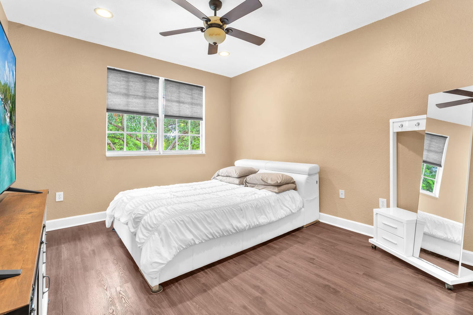 516 SW 147th Terrace, Pembroke Pines, FL 33027 photo 26