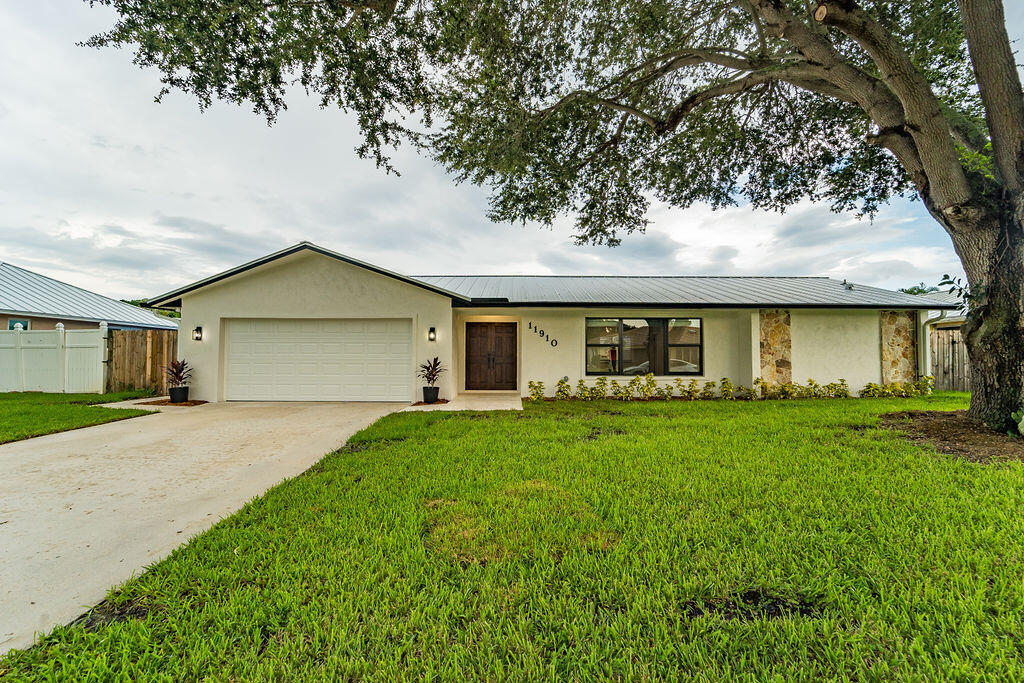 11910 Butternut Street, Palm Beach Gardens, FL 33410, Palm Beach Gardens