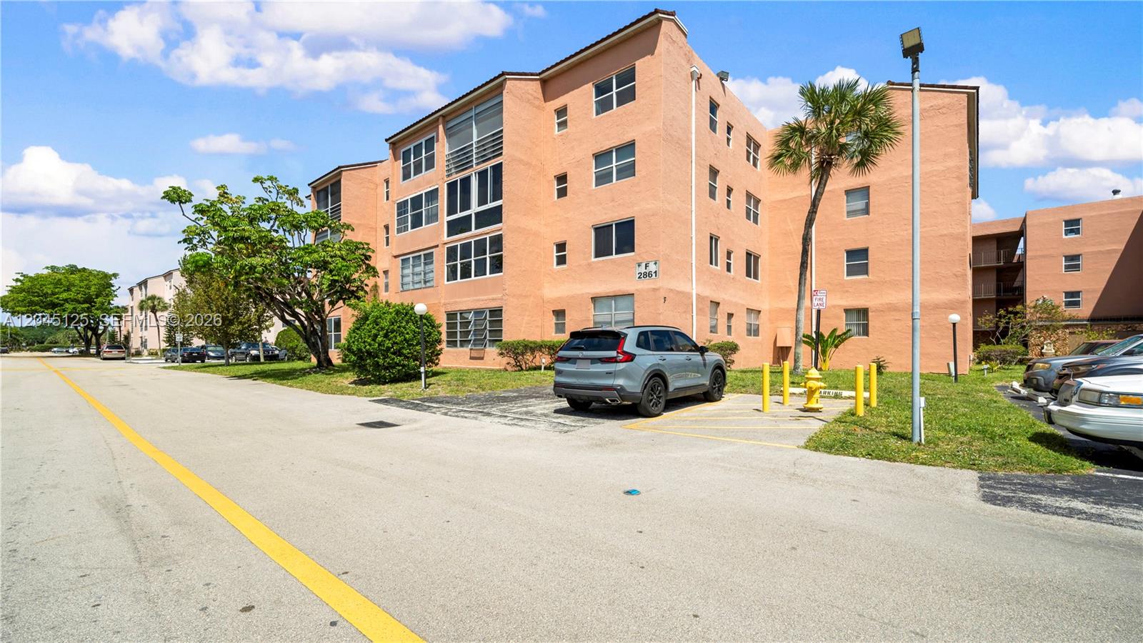 2861 Somerset Drive 301, Lauderdale Lakes, FL 33311, Lauderdale Lakes