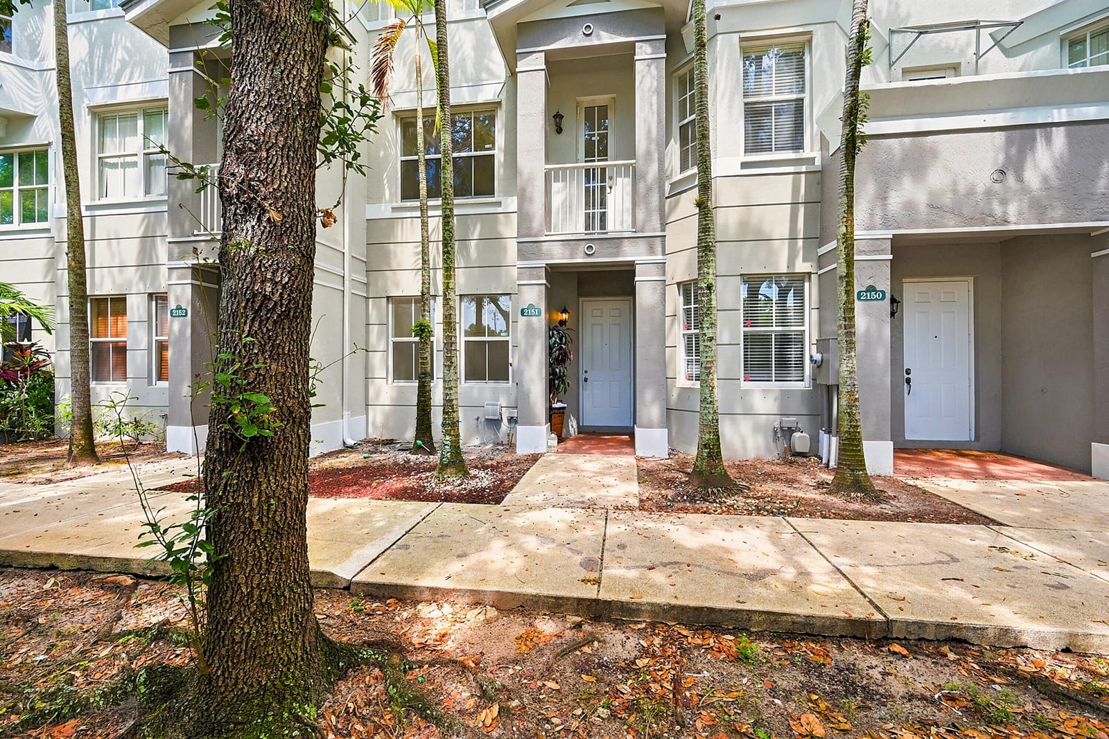 2151 Shoma Drive — photo 2