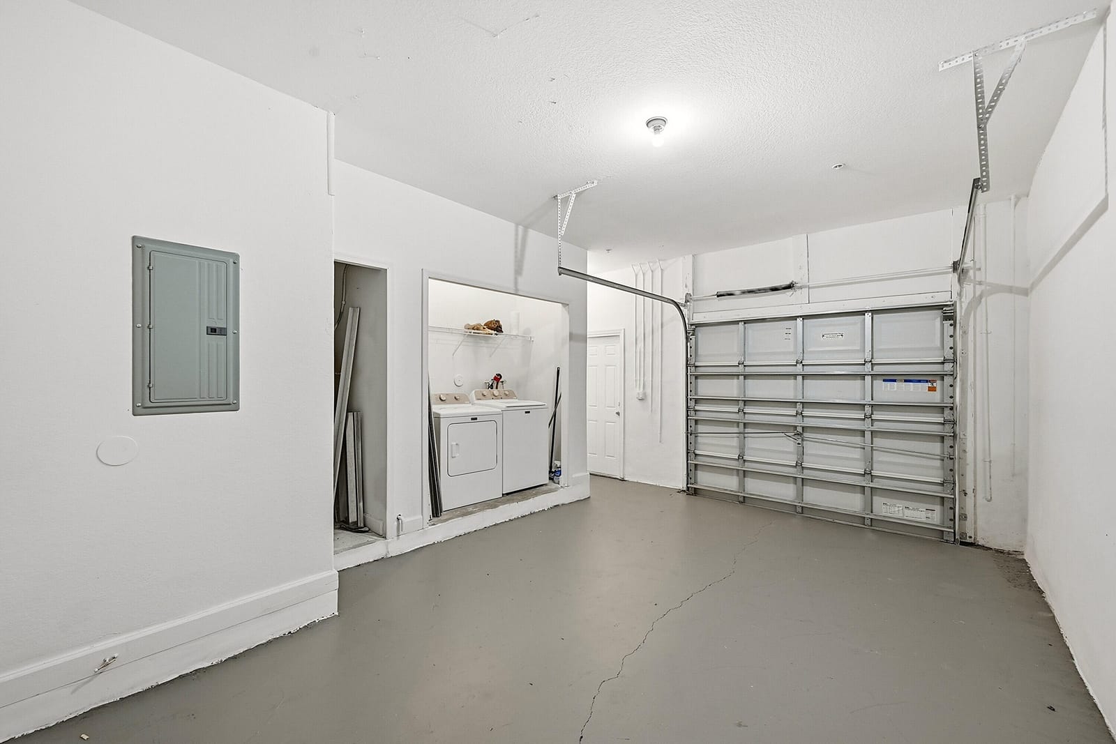 2151 Shoma Drive — photo 9