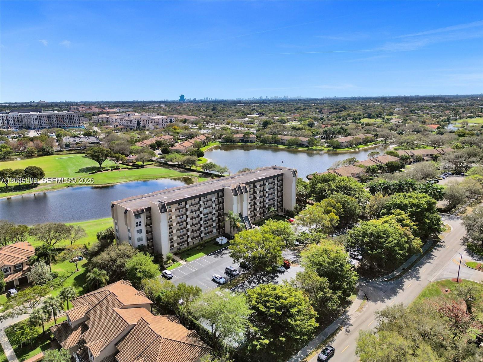 3300 W Rolling Hills Circle 104, Davie, FL 33328, Davie