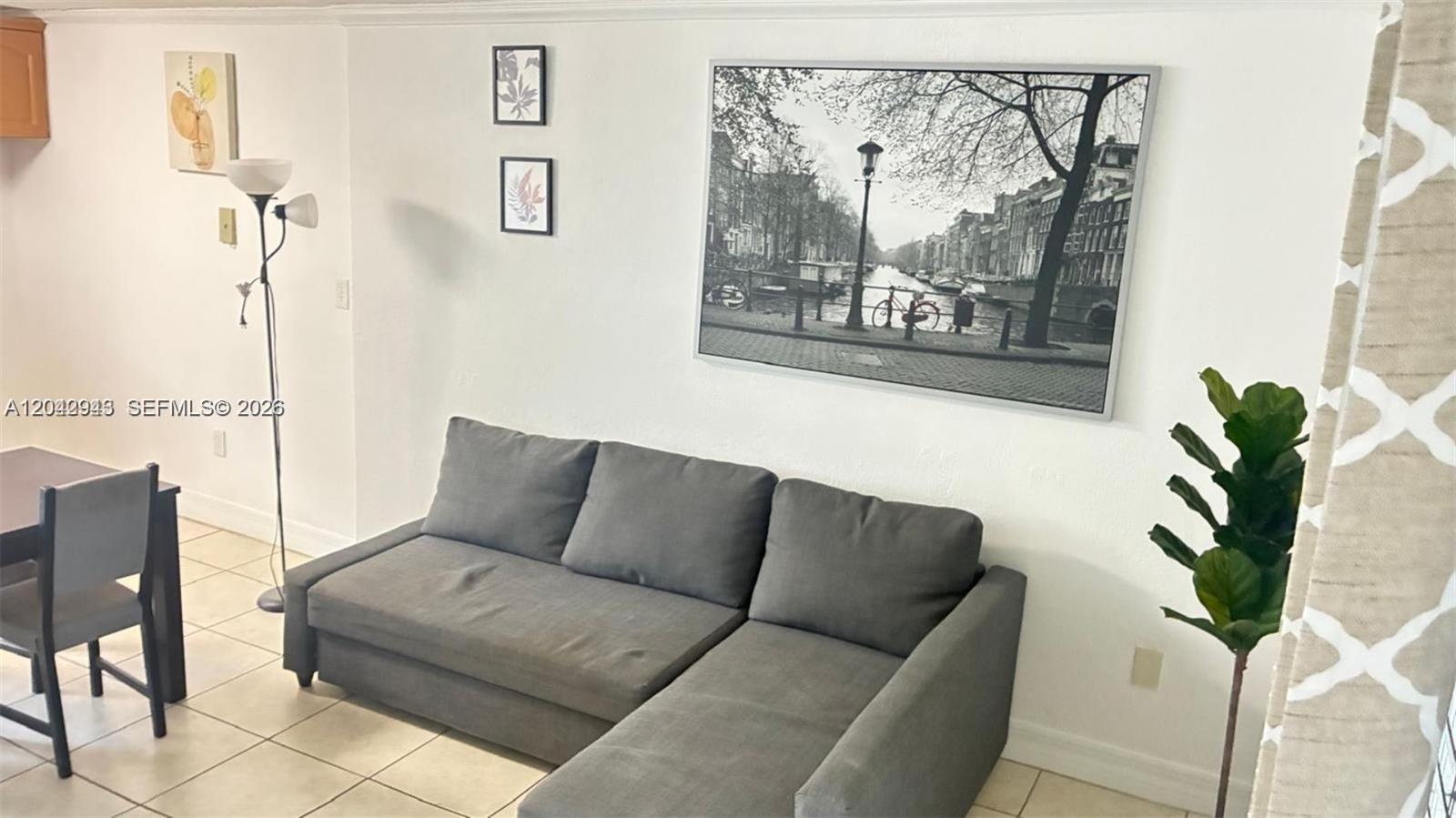 427 SW 6th Street 4, Miami, FL 33130, Miami