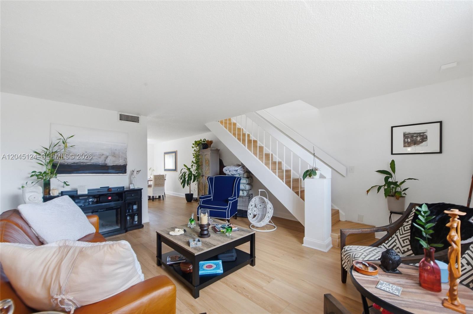 2520 N Andrews Avenue 107, Wilton Manors, FL 33311, Wilton Manors