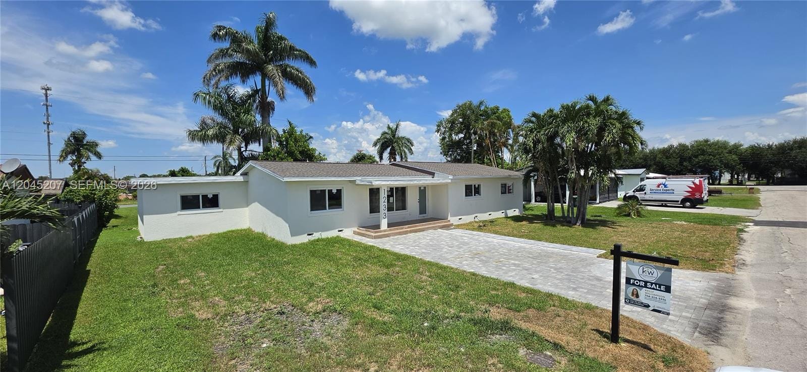1233 SW Avenue C Place, Belle Glade, FL 33430 photo 4
