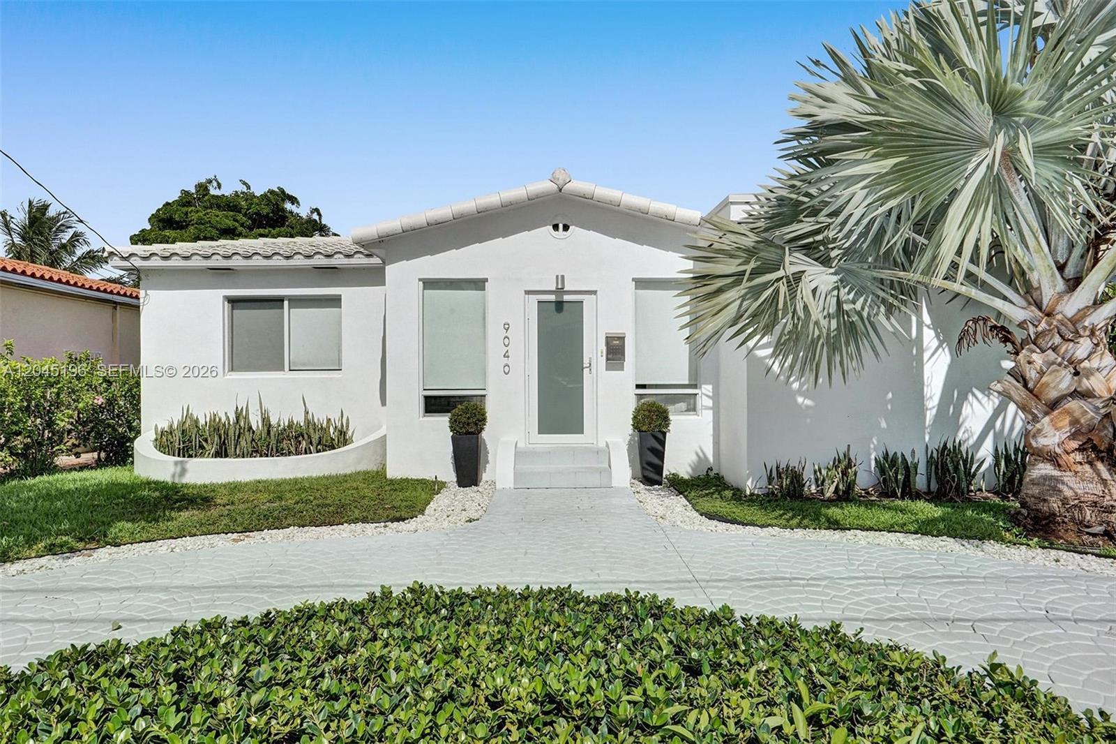 9040 Carlyle Avenue, Surfside, FL 33154, Surfside