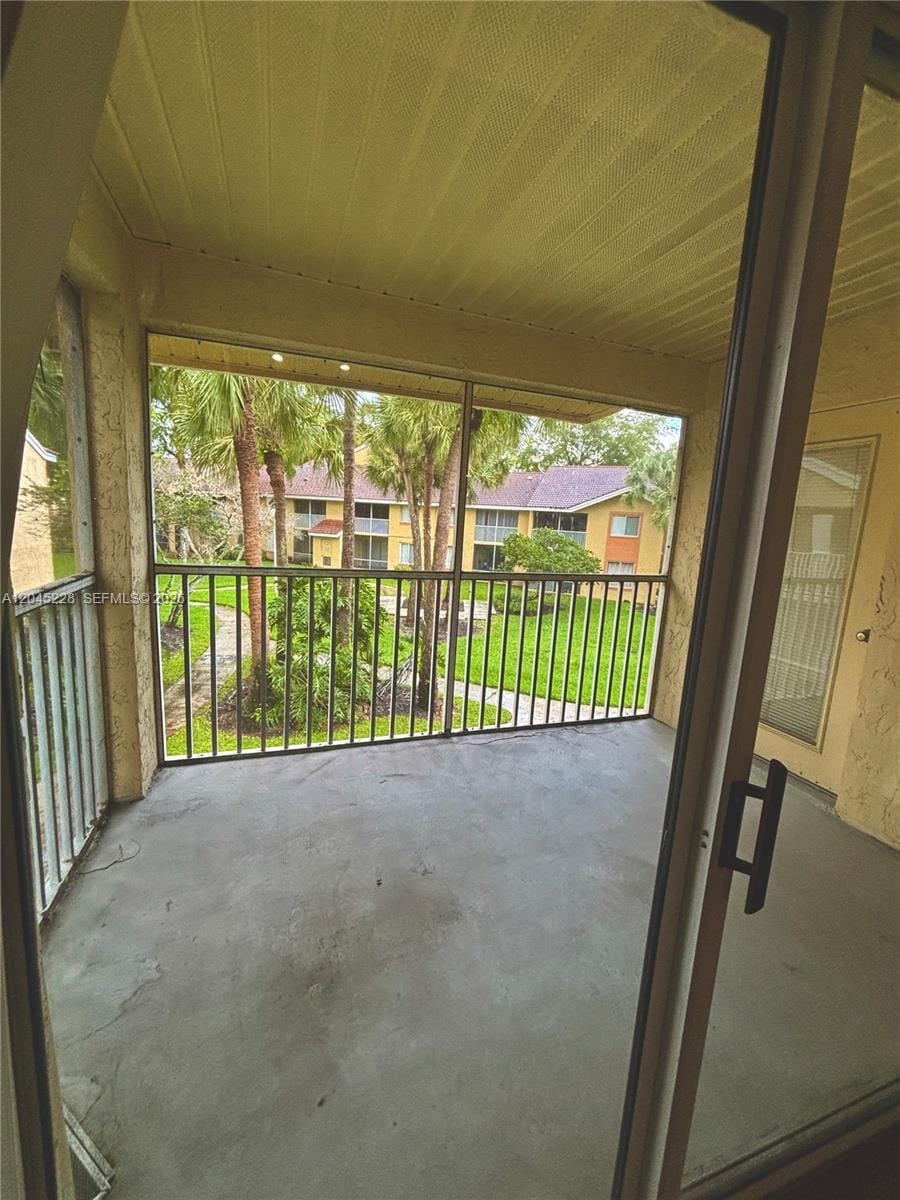 1040 Coral Club Drive 1040, Coral Springs, FL 33071 photo 5