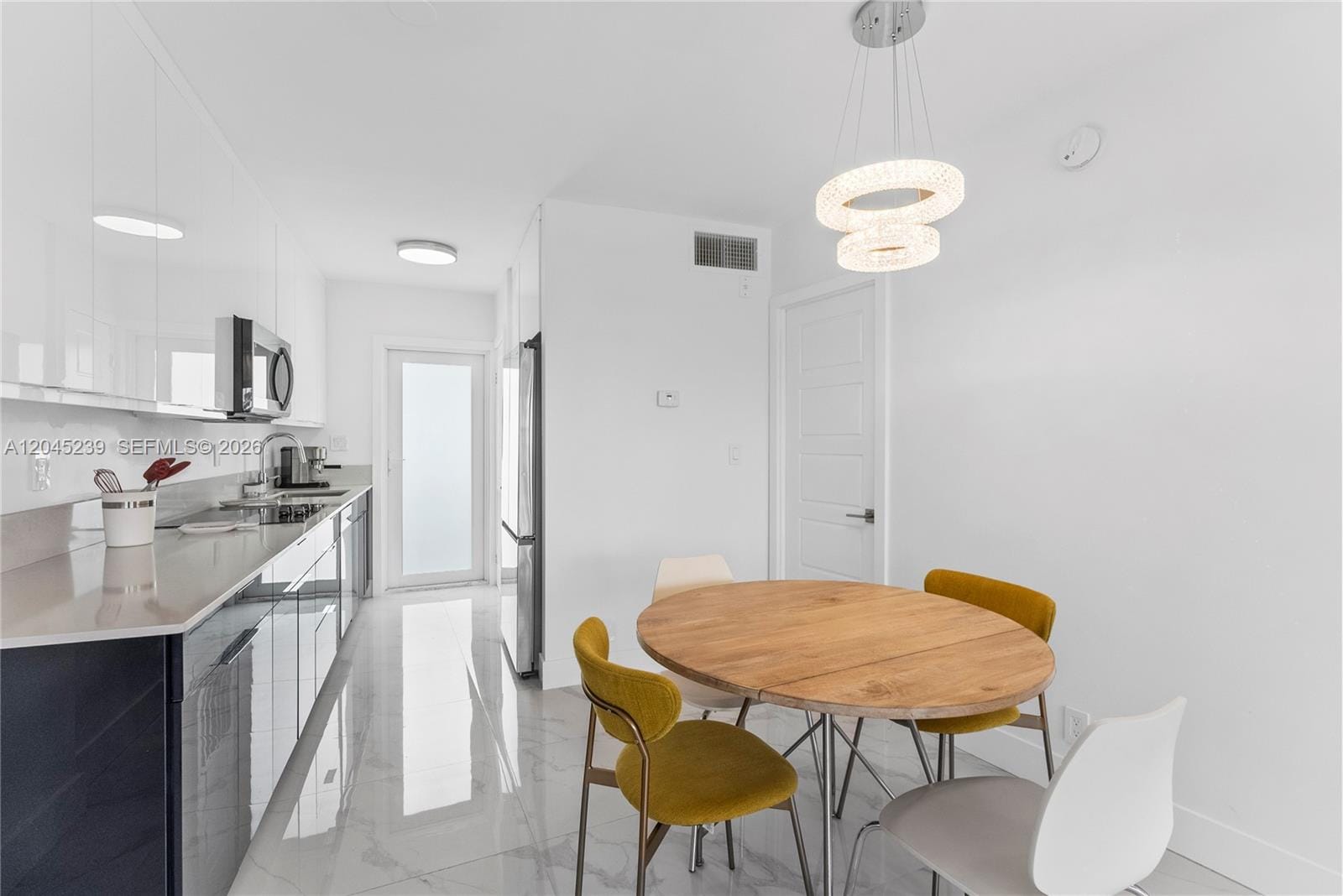 3250 NE 28th Street 403 — photo 11