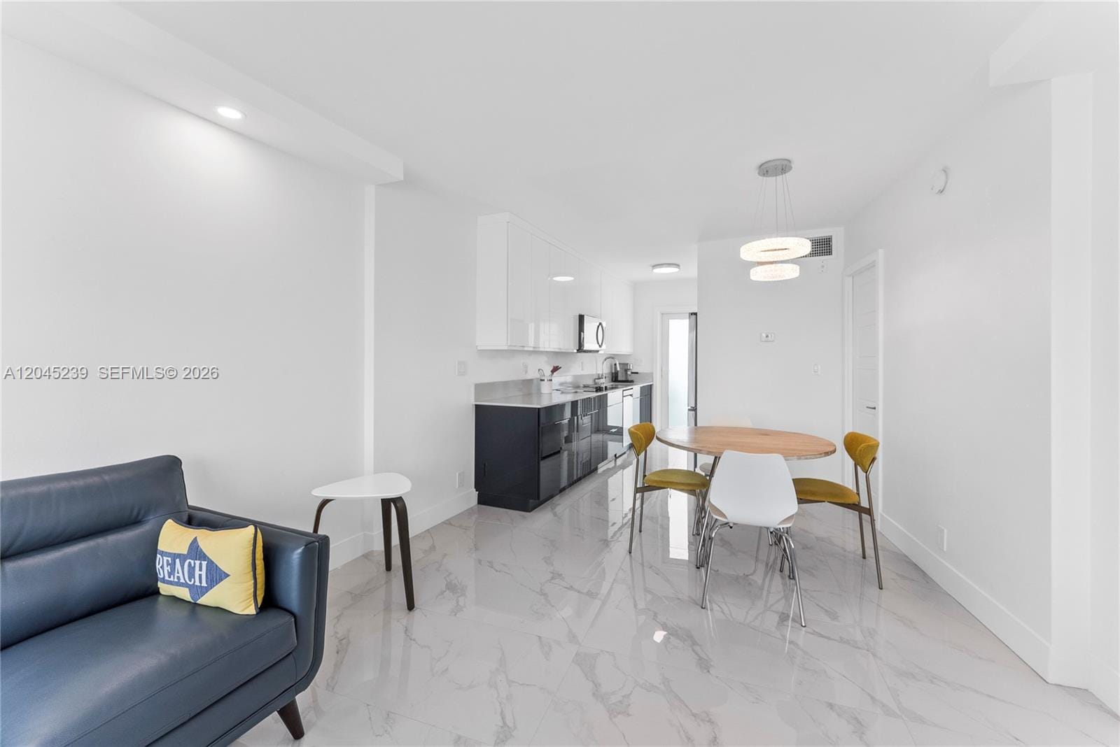 3250 NE 28th Street 403 — photo 10
