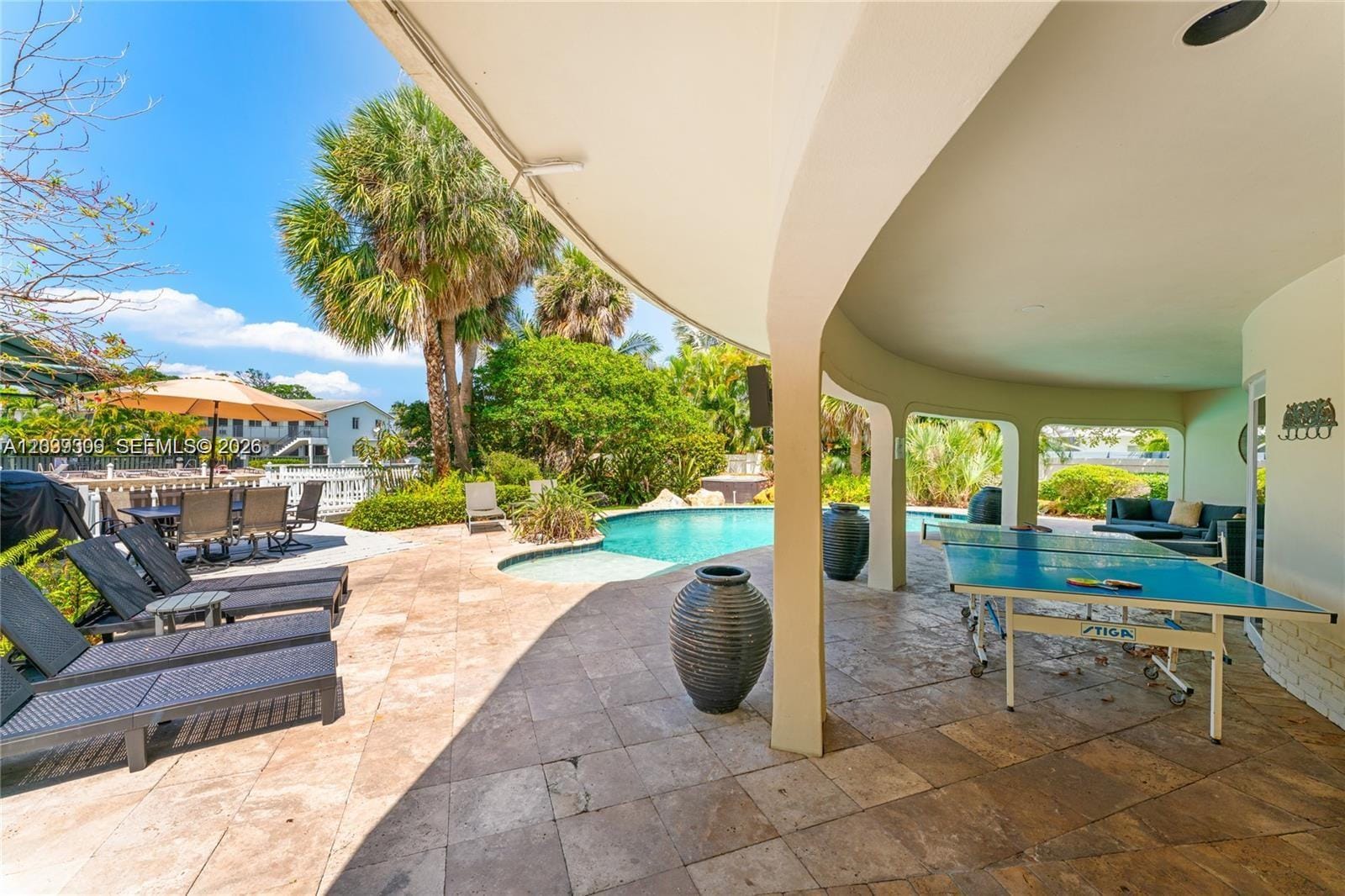 1809 Coral Gardens Drive — photo 5