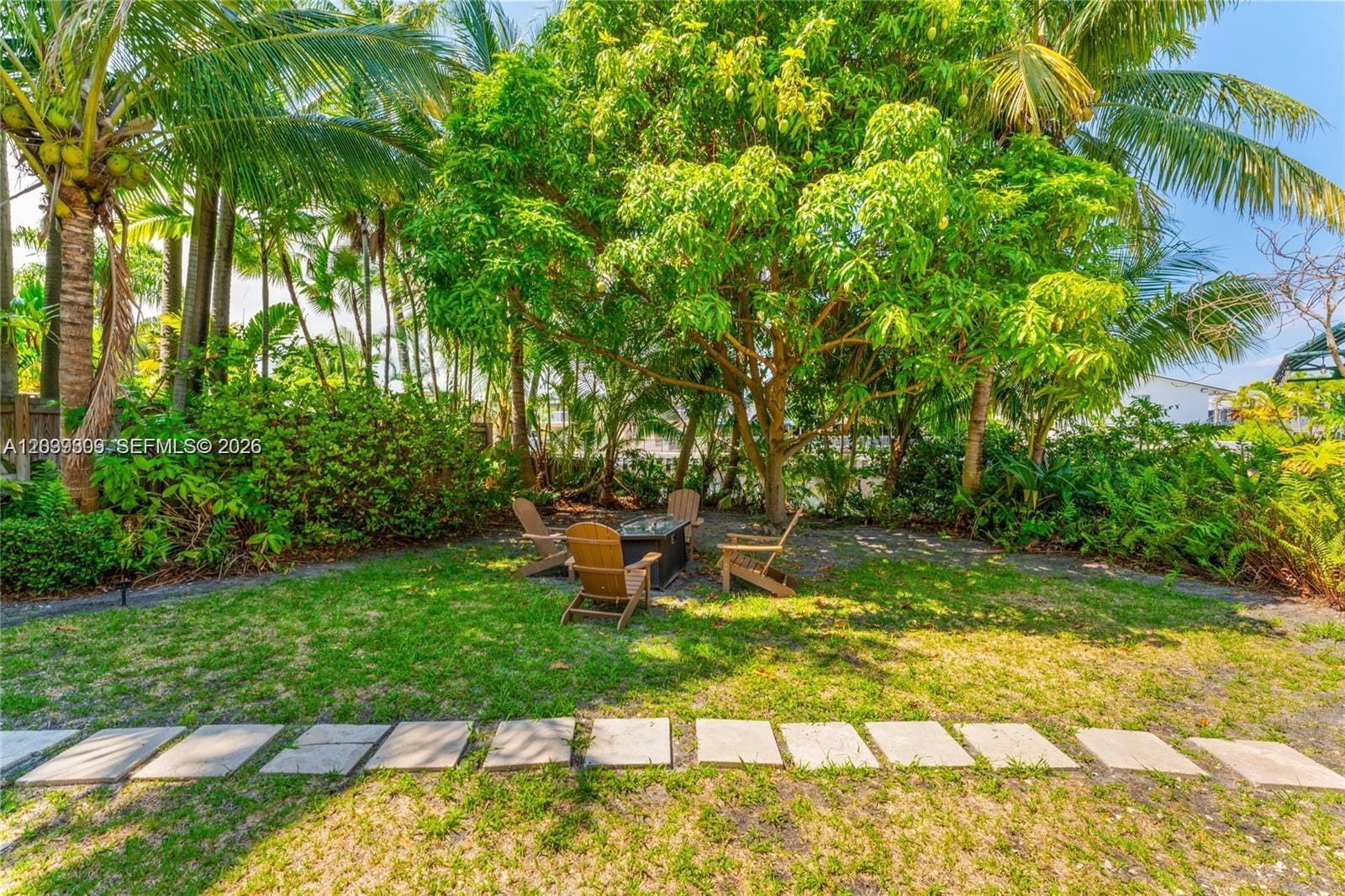 1809 Coral Gardens Drive — photo 9