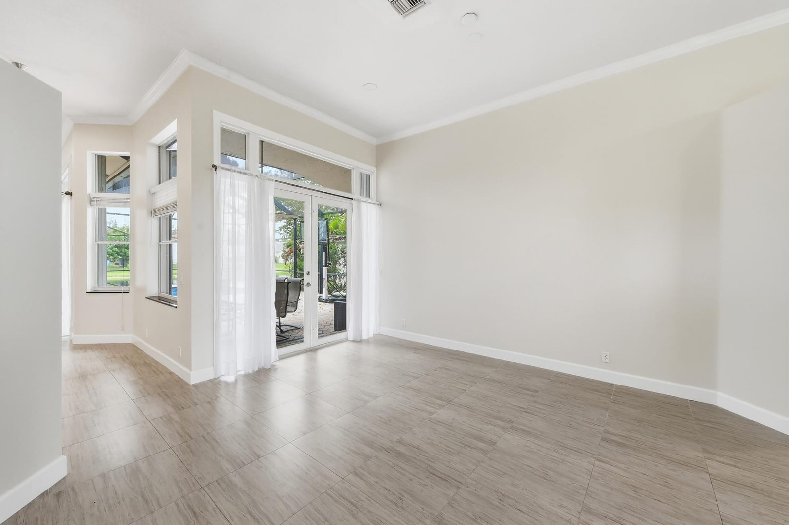 2644 Miller Court, Weston, FL 33332 photo 13