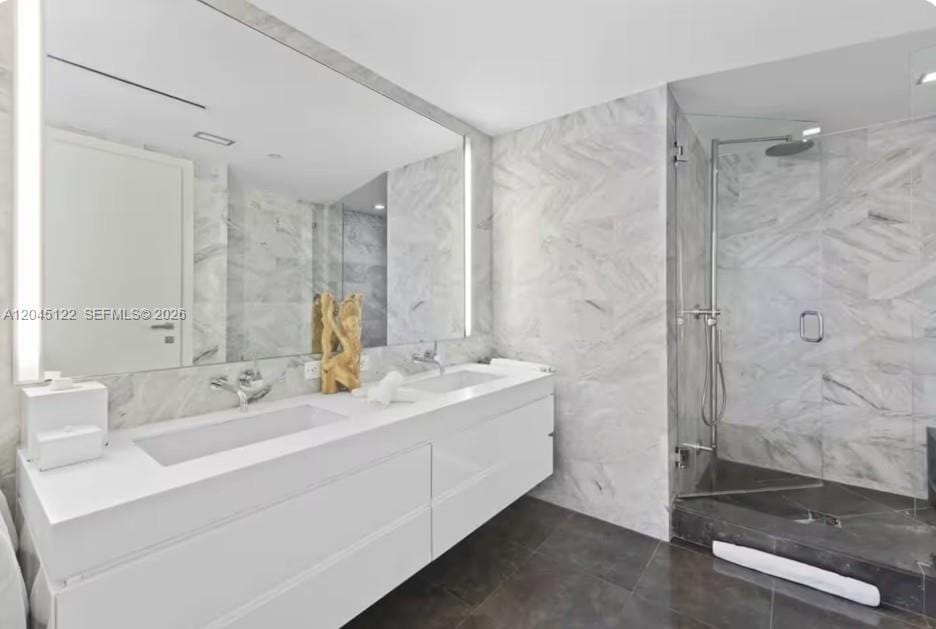 220 21st Street 401, Miami Beach, FL 33139 photo 22