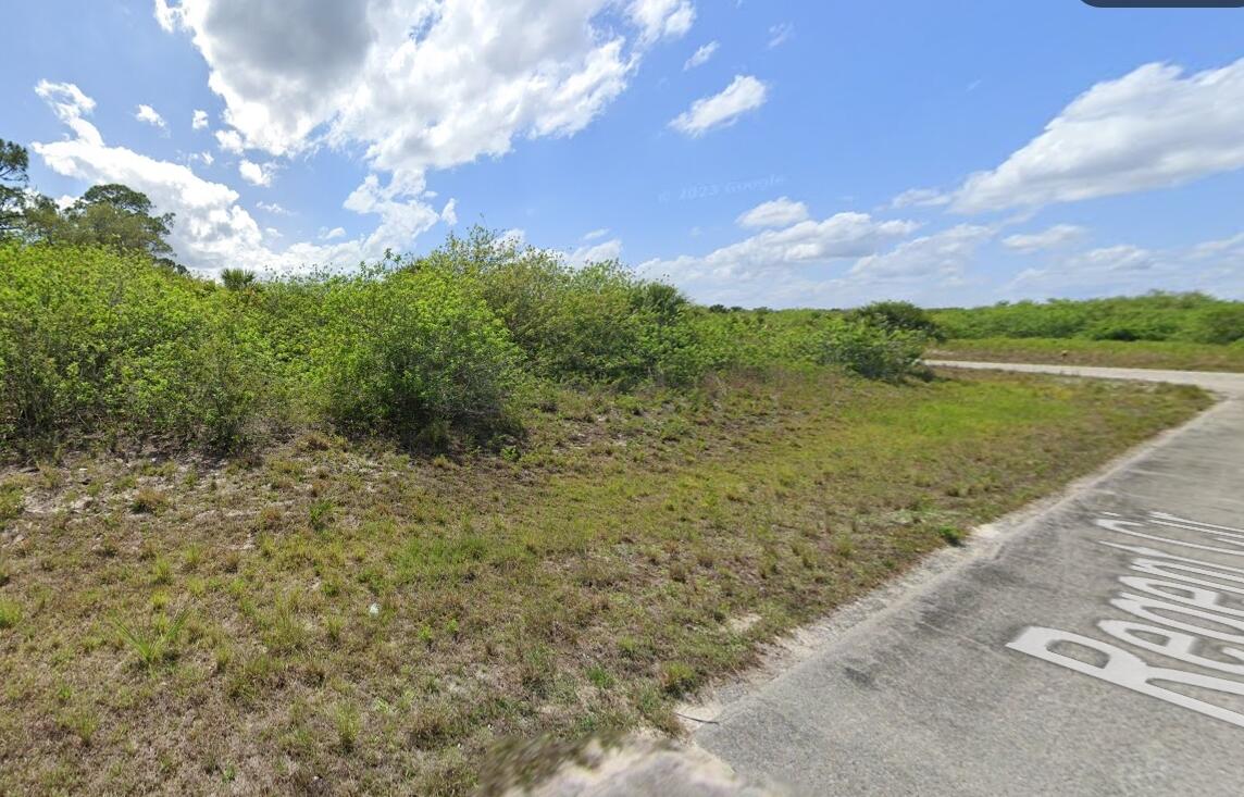 300 Knight Lane, LaBelle, FL 33935