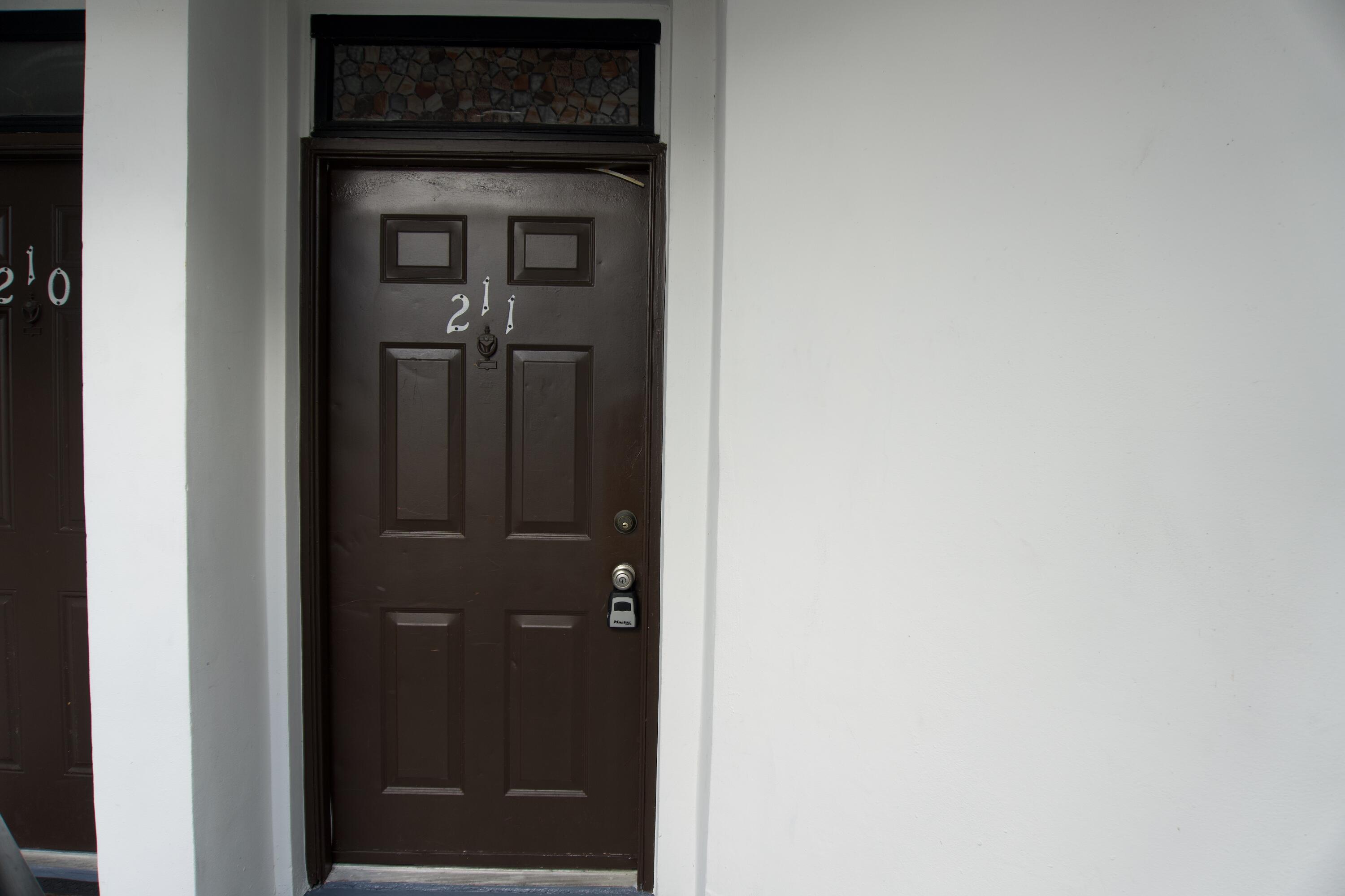 213 Lake Pointe Drive 211, Oakland Park, FL 33309, Oakland Park