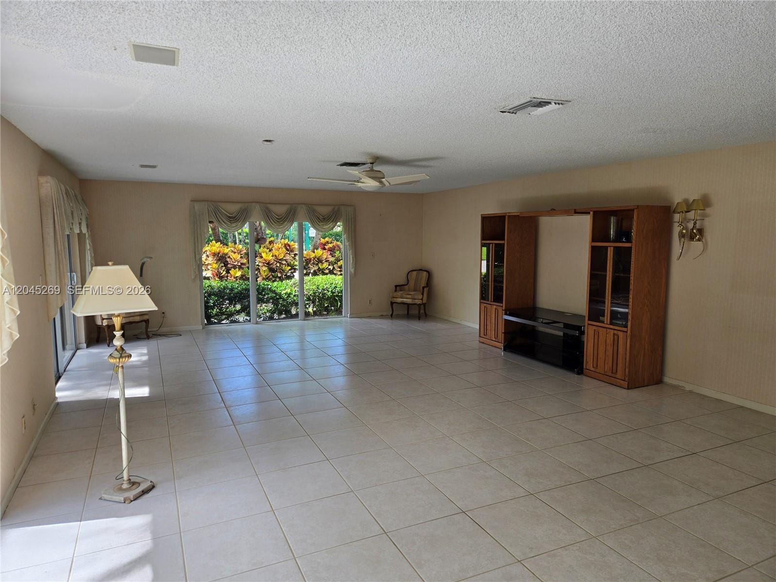 908 Cypress Terrace V57 — photo 10
