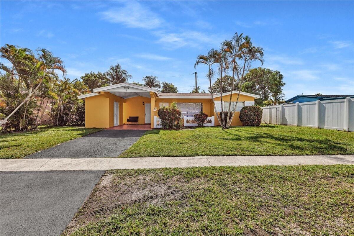 3560 NW 34th Way, Lauderdale Lakes, FL 33309 photo 2
