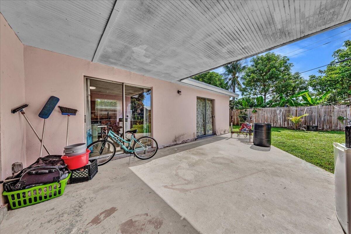 3560 NW 34th Way, Lauderdale Lakes, FL 33309 photo 27