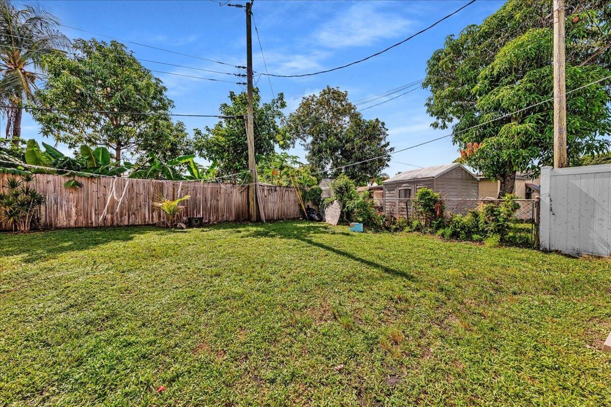3560 NW 34th Way, Lauderdale Lakes, FL 33309 photo 29
