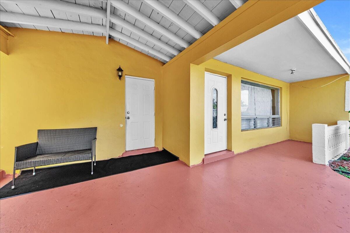 3560 NW 34th Way, Lauderdale Lakes, FL 33309 photo 6