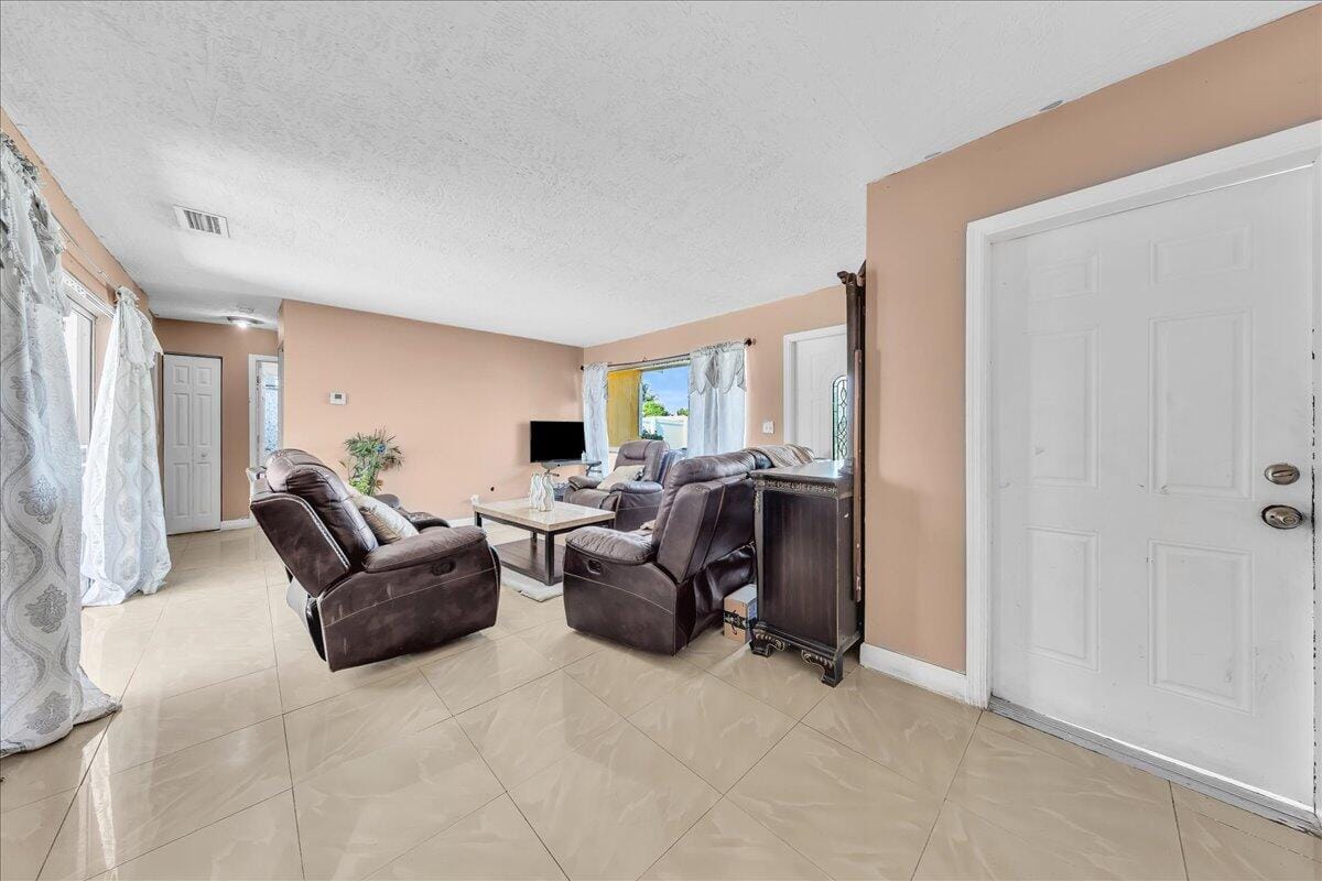 3560 NW 34th Way, Lauderdale Lakes, FL 33309 photo 7