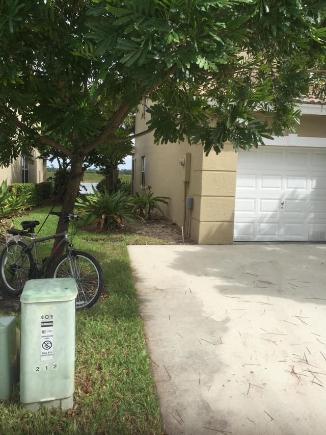 401 SW 120th Avenue, Pembroke Pines, FL 33025