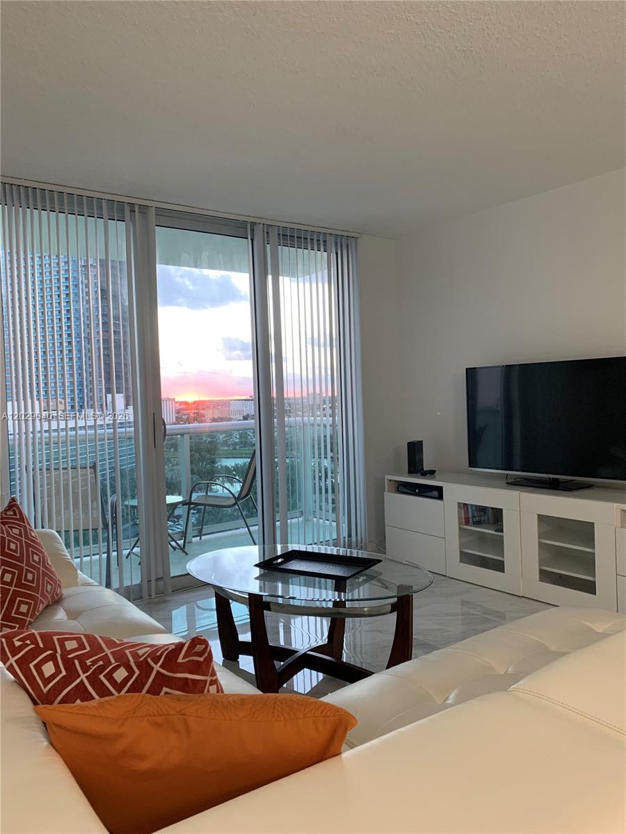 3901 S Ocean Drive 12V, Hollywood, FL 33019